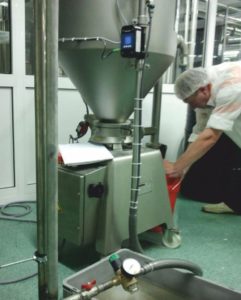 Dozowanie w przemyśle spożywczym z zastosowaniem przepływomierza ultradźwiękowego Flowmax 44i